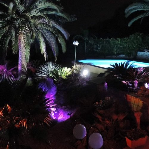 Ηλιακό Φωτιστικό Αδιάβροχο Καρφωτό LED RGB IP65 jpg