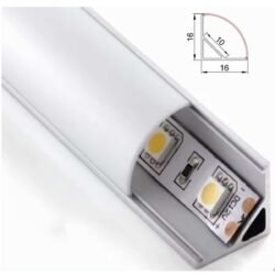 100142 Προφίλ Αλουμινίου με Λευκό Γαλακτερό Κάλυμμα - Επιφανειακή Γωνιακή Χρήση - Πατητό Κάλυμμα - Ασημί - 1 Μέτρο - Μ100 x Π1.6 x Υ1.6cm (Σετ κλιπ+τα