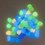 100158 Διακοσμητικά Φωσφοριζέ Βότσαλα 0,300gr (150-160τμχ) - Image 3