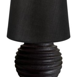 TLI 6333 40 BK ΕΠΙΤΡΑΠΕΖΙΑ ΛΑΜΠΑ ΞΥΛΙΝΗ ΣΤΡΟΓΓΥΛΗ ΜΕ ΡΑΒΔΩΣΕΙΣ & ΑΜΠΑΖΟΥΡ ΜΑΥΡΟ 1ΧΕ27